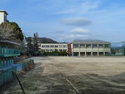 神戸市立須磨高等学校