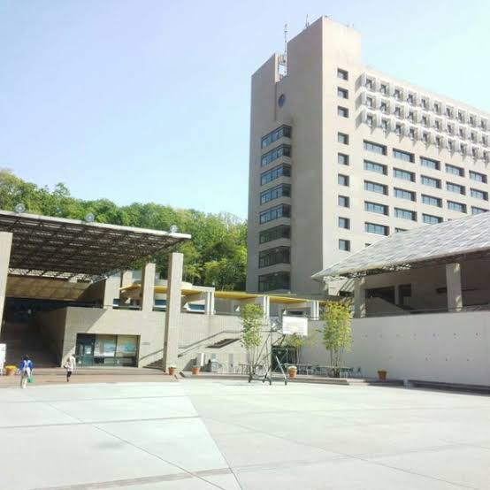 法政大学