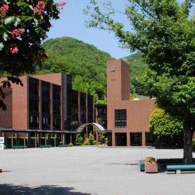 山梨学院高